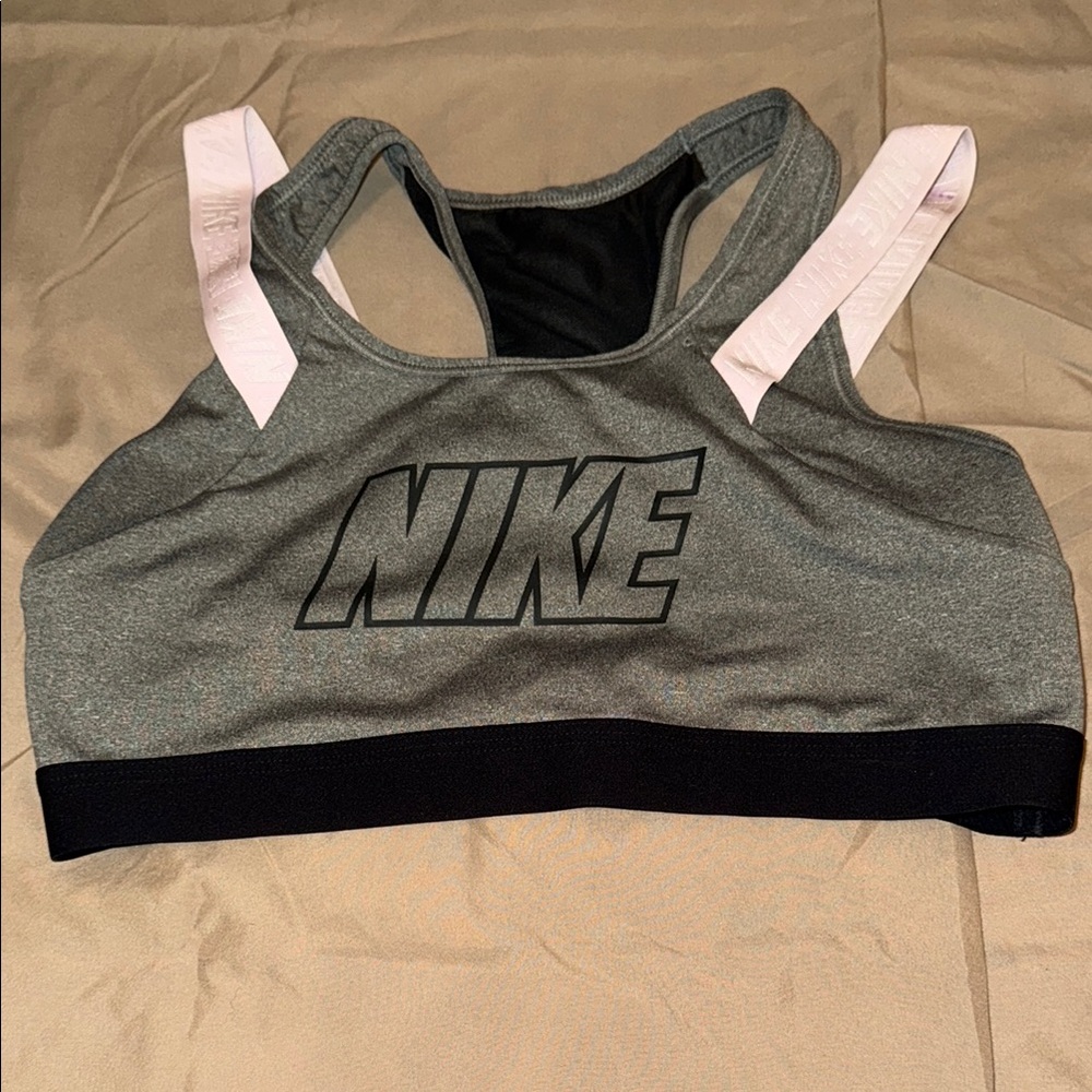 Nike Dri-fit Bra